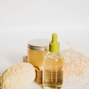 boost hair growth naturally with onion and castor oil. reduces hair fall and makes hair thick and shiny.